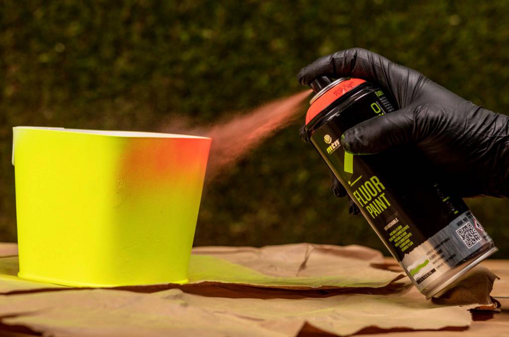 Fluorescent Paint